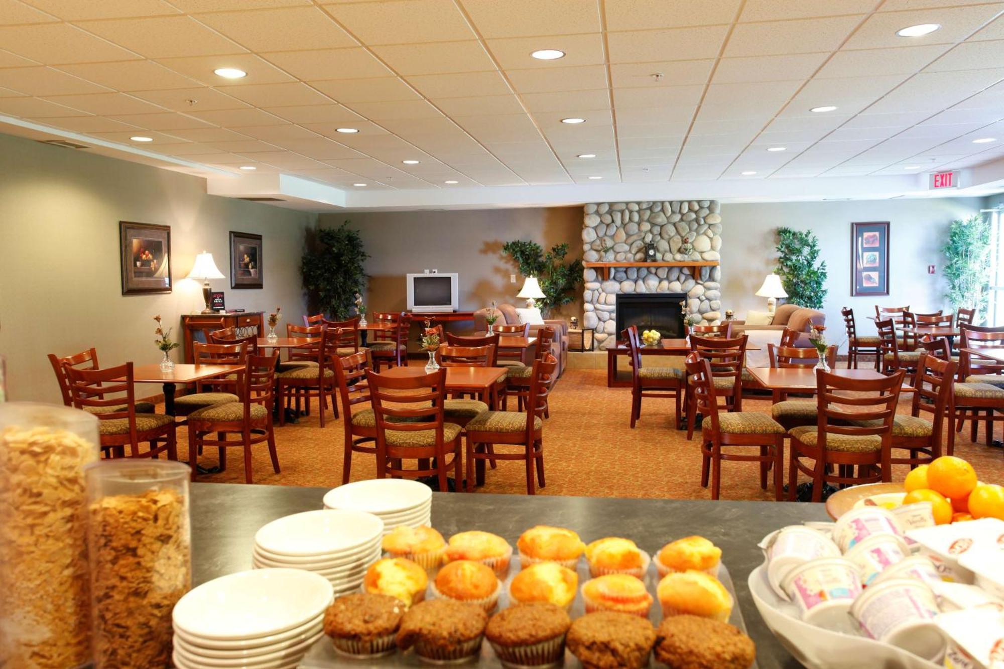 Coast Grimshaw Hotel & Suites Bagian luar foto