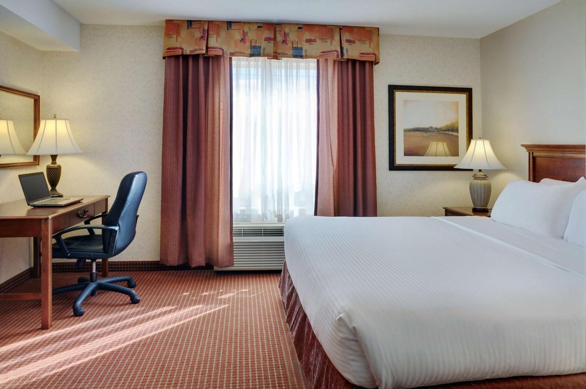 Coast Grimshaw Hotel & Suites Bagian luar foto