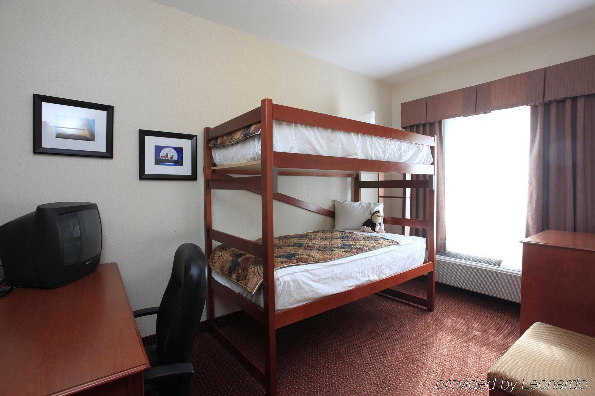 Coast Grimshaw Hotel & Suites Bagian luar foto